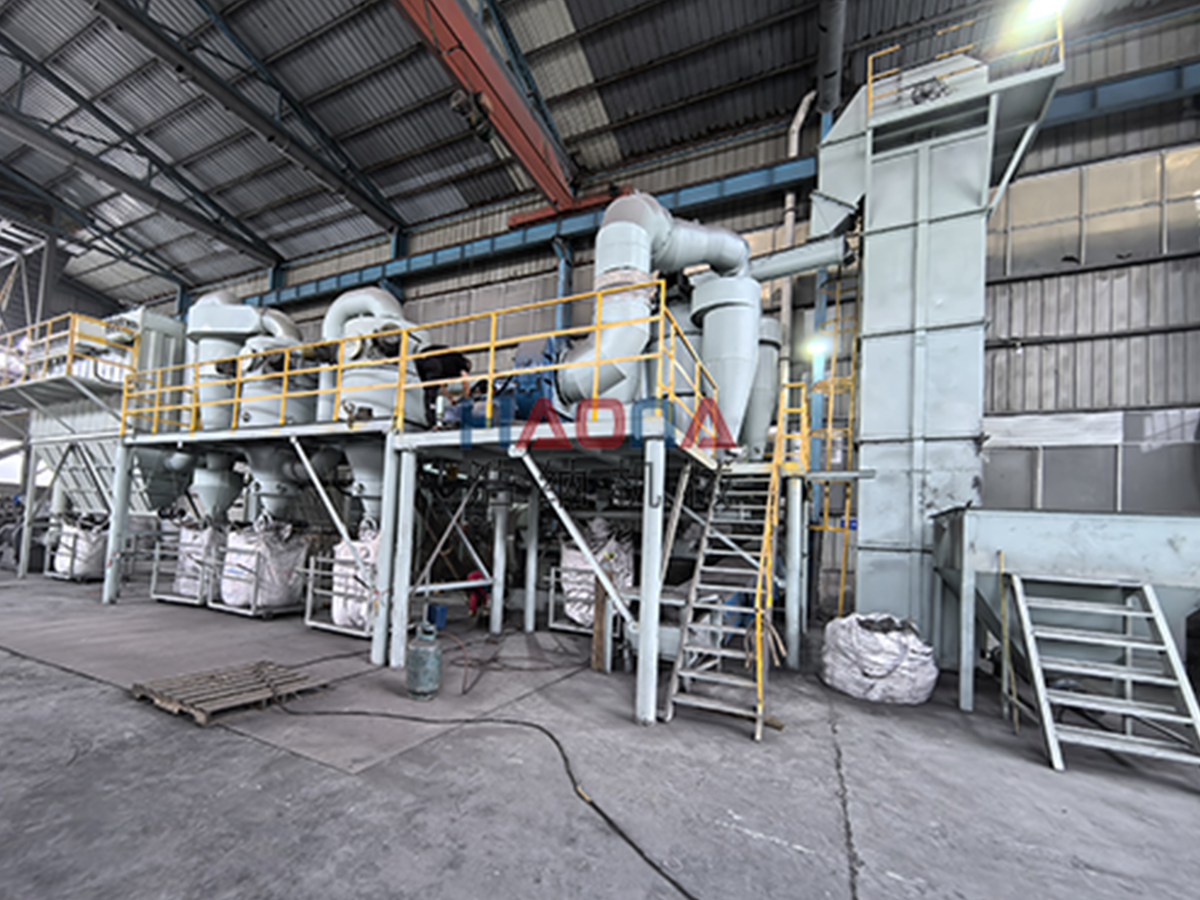 机械式粉碎机-河南安装使用现场